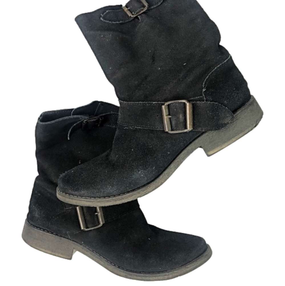 CRUMPET ZiGi Black Suede Boots 🥾